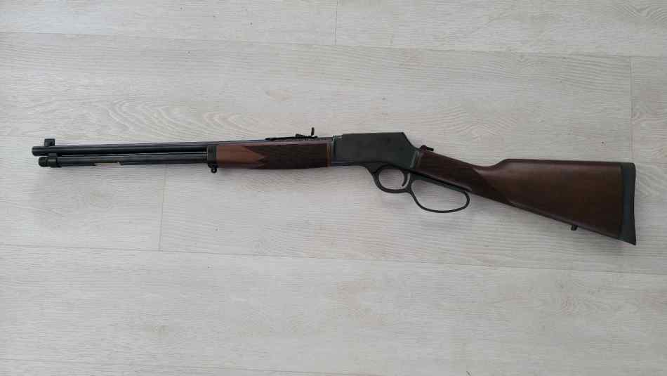 Henry H12 Classic .357 Mag/.38 Lever action rifle