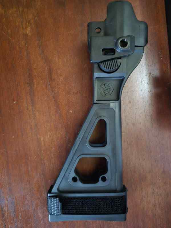 SB Tactical Side Folding Brace MP5/Clones