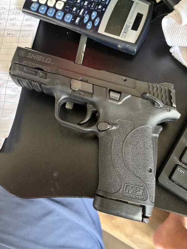 SHEILD M&amp;P SMITH AND WESSON 30 super carry shield