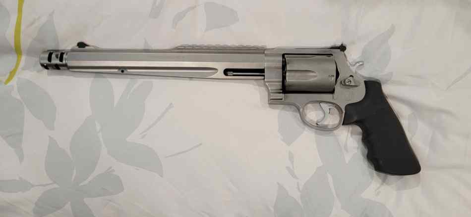 S&amp;W 500 Mag Performance Center 15". Holster &amp; Ammo